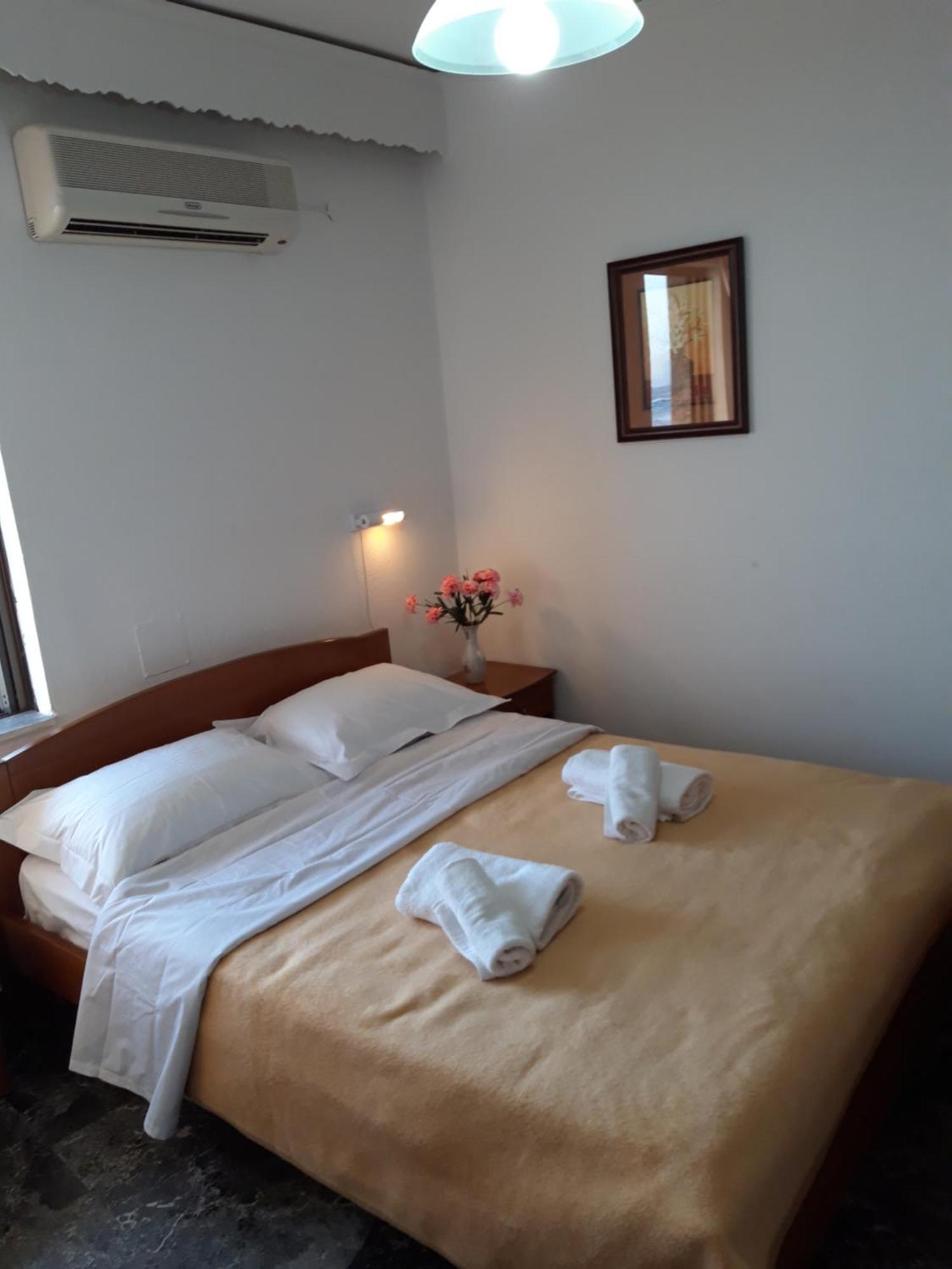 San Georgio Hotel Tsoútsouros Eksteriør billede