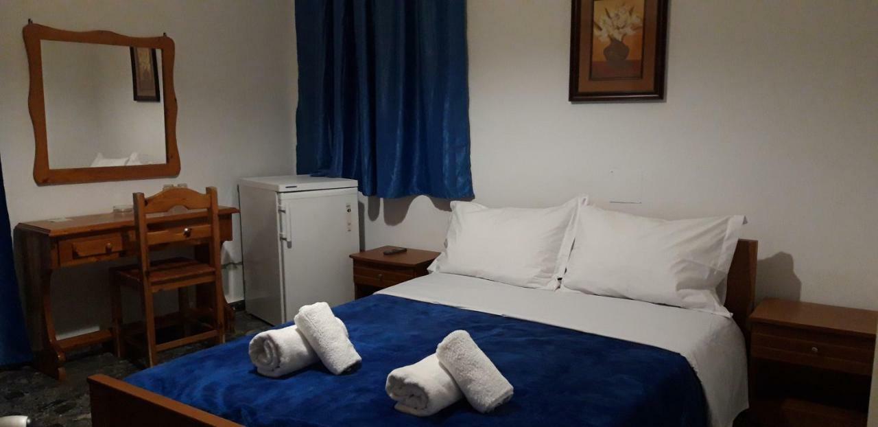 San Georgio Hotel Tsoútsouros Eksteriør billede